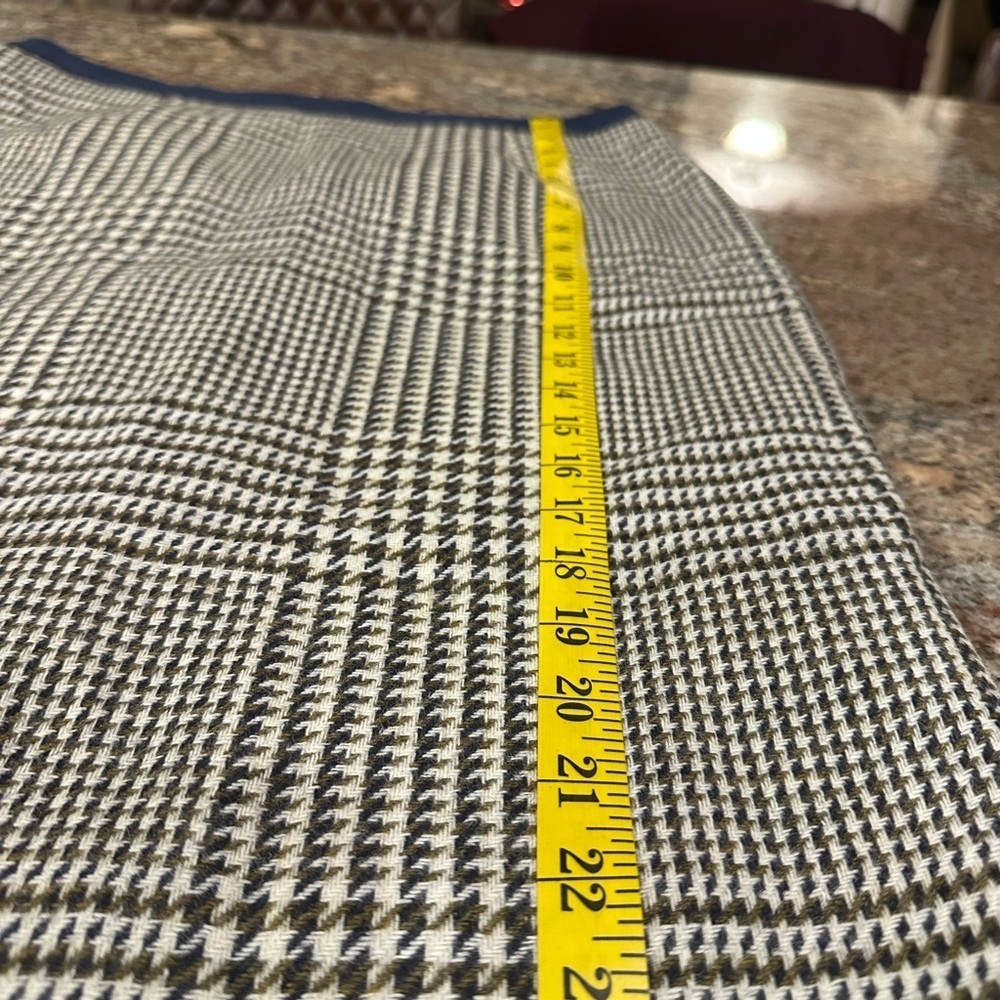 Boden Olive Green & Cream Plaid Houndstooth British Tweed A-Line Skirt - Picture 9 of 9